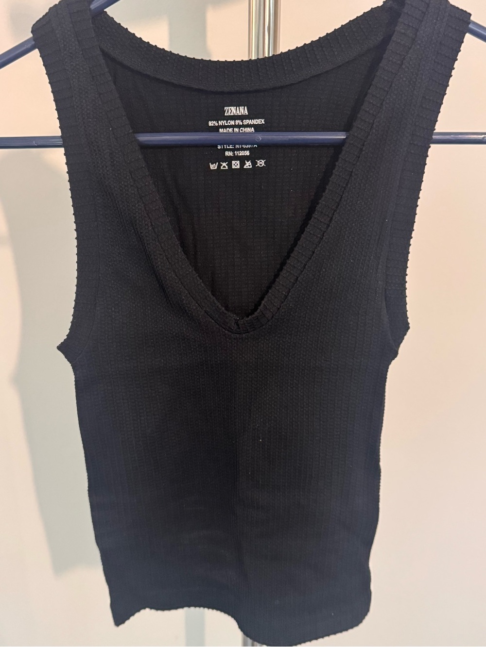 Zenana Outfitters Black Ribbed V-Neck Tank